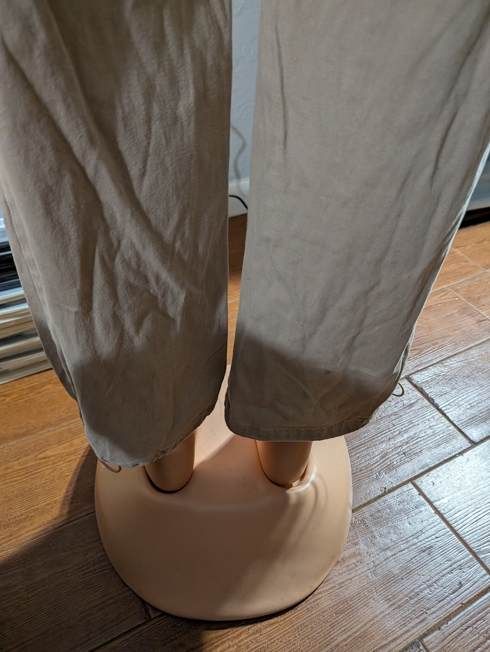 IVIR High Waisted Cargo Pants Y2K-inspired streetwear. Size M - Picture 5 of 8